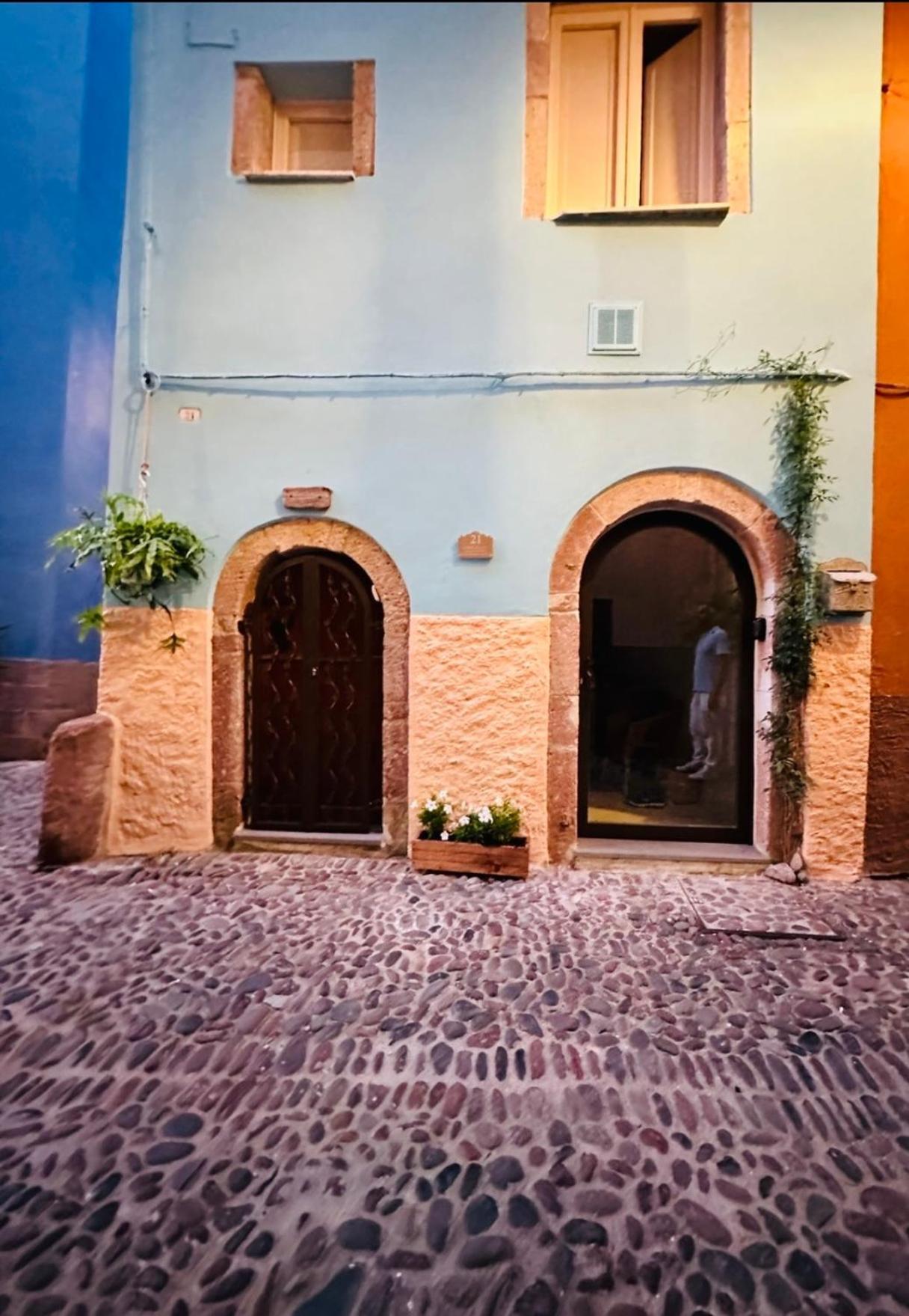 Dommo Asuletta Villa Bosa Kültér fotó