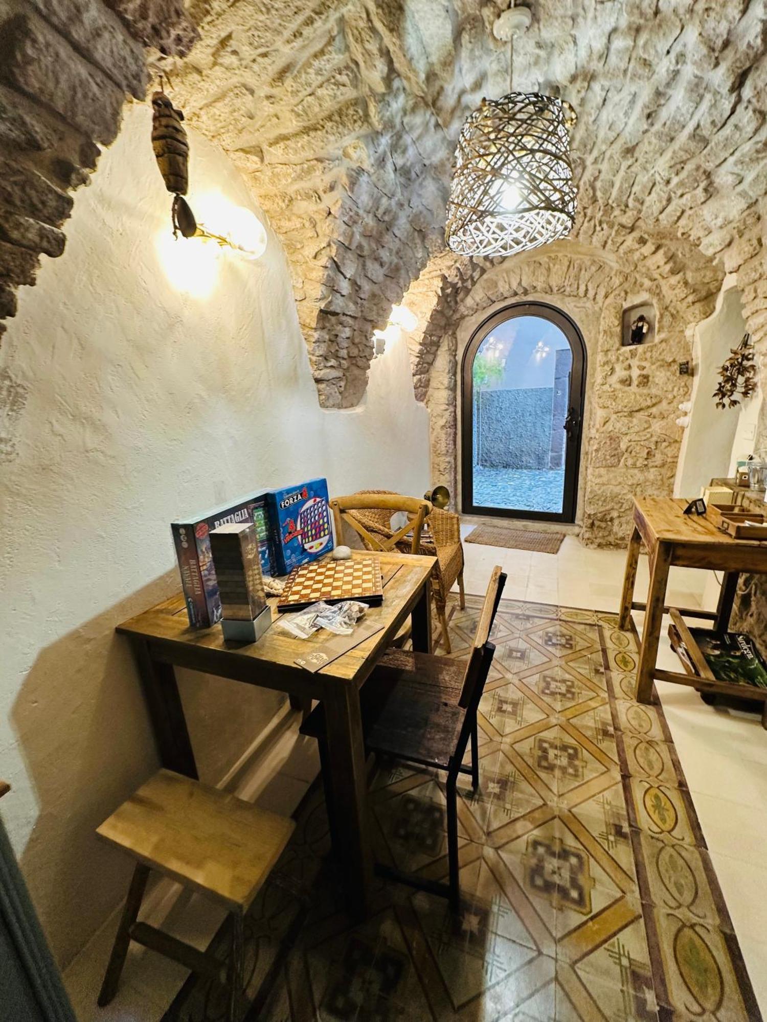 Dommo Asuletta Villa Bosa Kültér fotó
